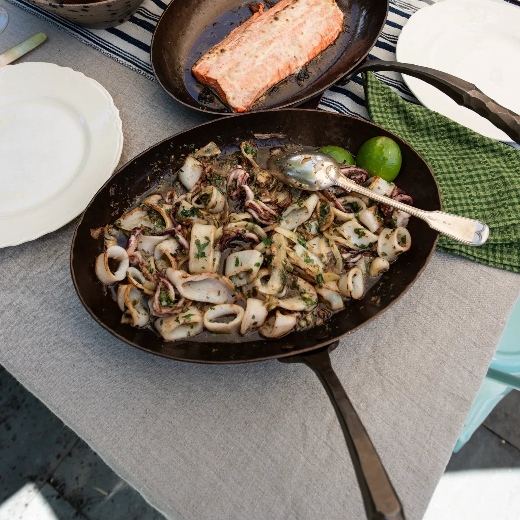Charred Squid – Smithey Ironware