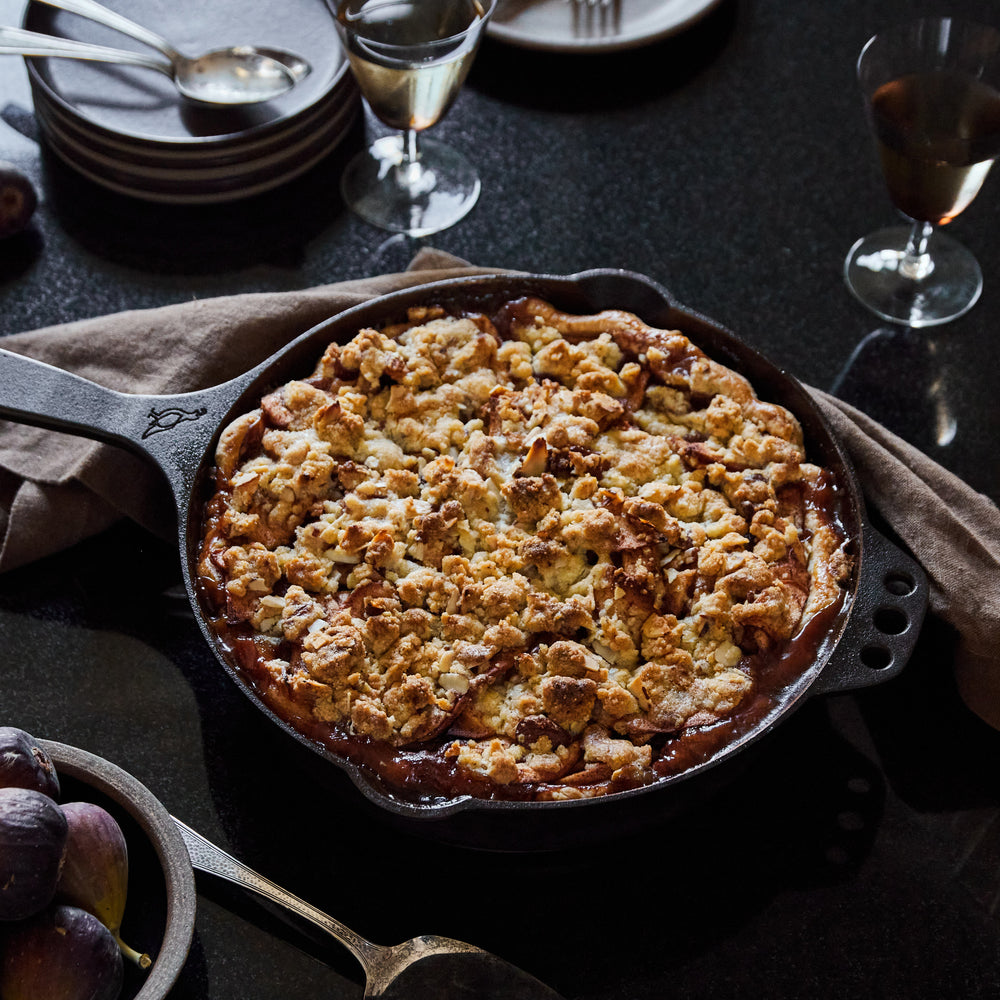 Caramel Apple Streusel Pie