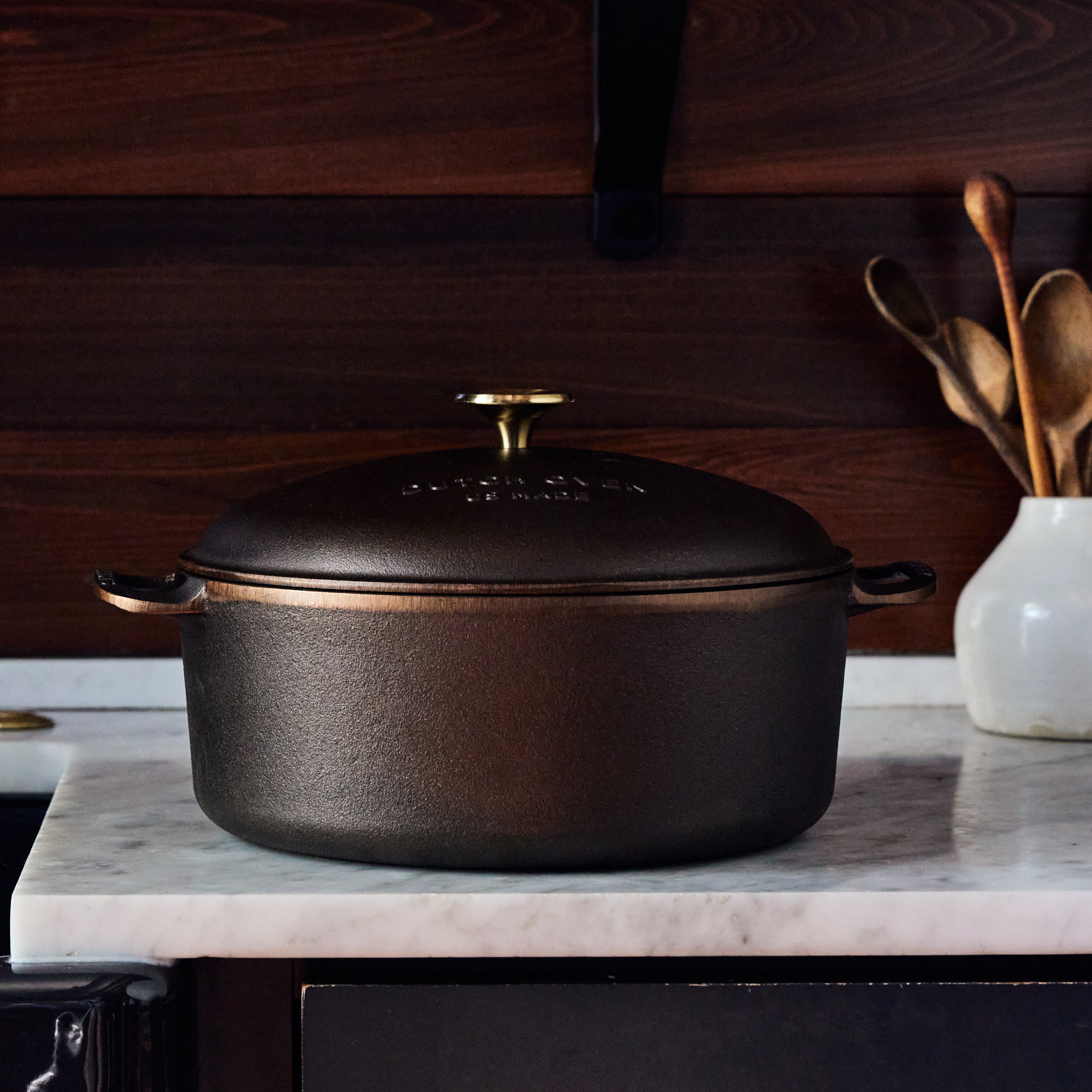 7.25 QT Dutch Oven – Smithey Ironware
