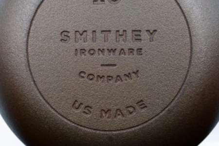 Smithey Cast Iron No. 10 Chef Skillet– Whisk'd - Your Kitchen Store
